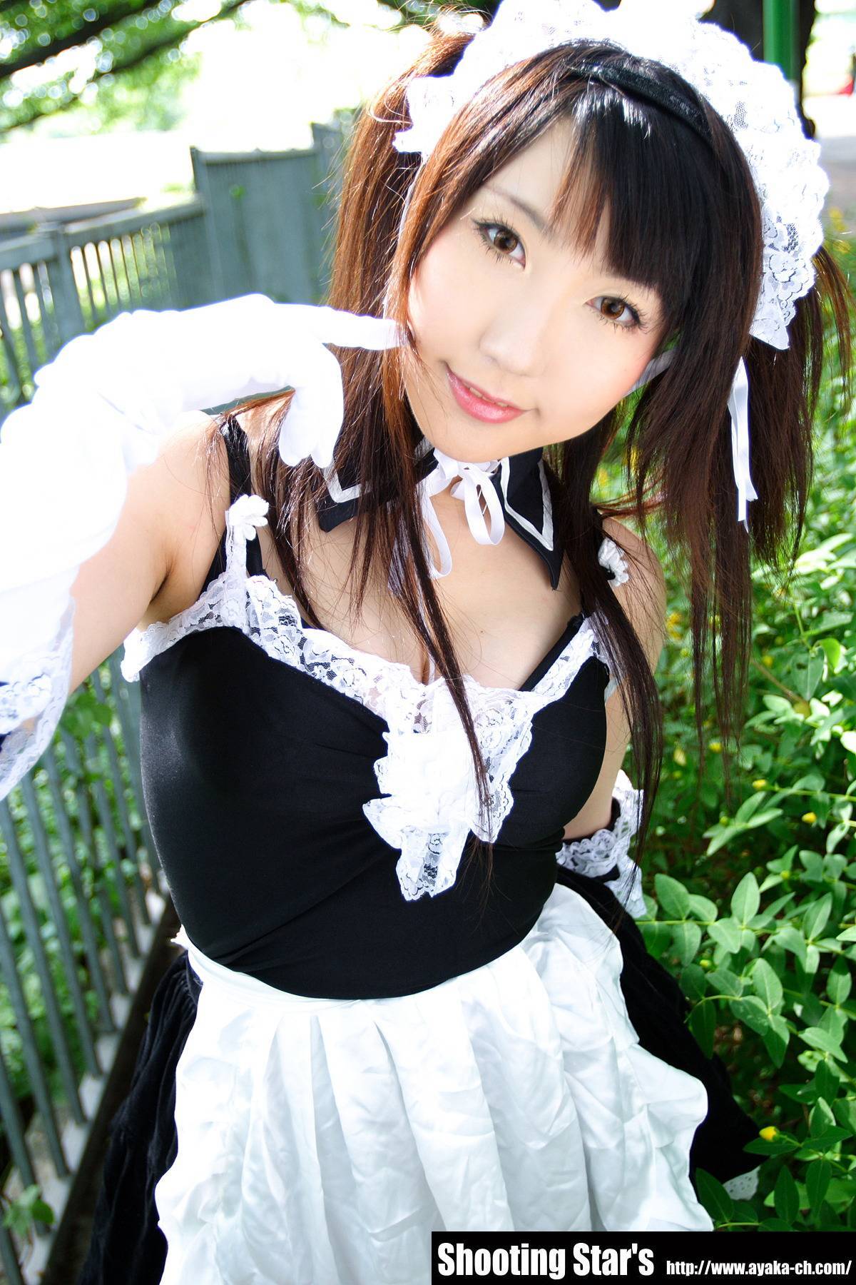 [Cosplay]  Sexy Maid with big boobs
